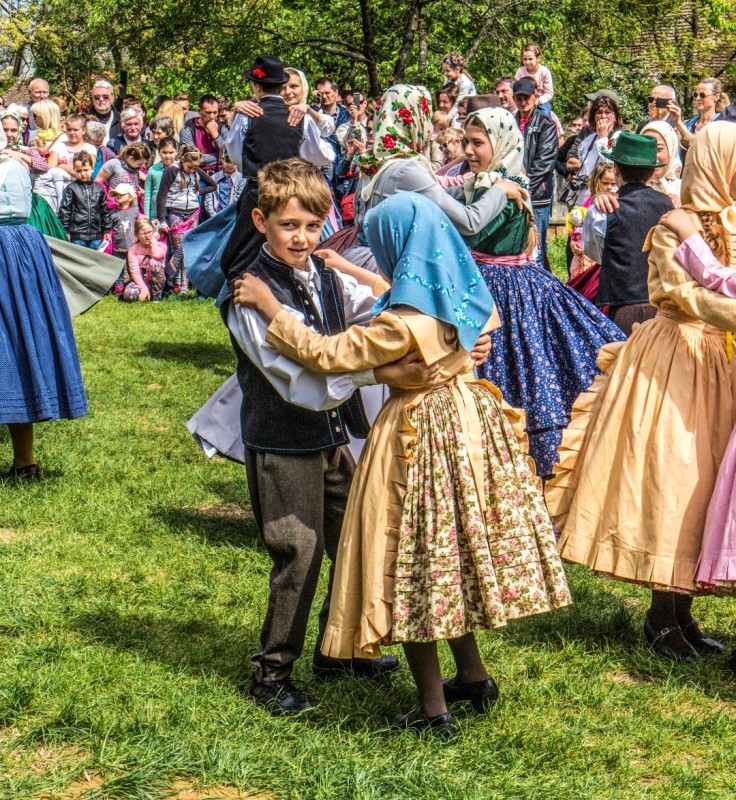 FALUSI MAJÁLIS A SKANZENBEN - GALÉRIA