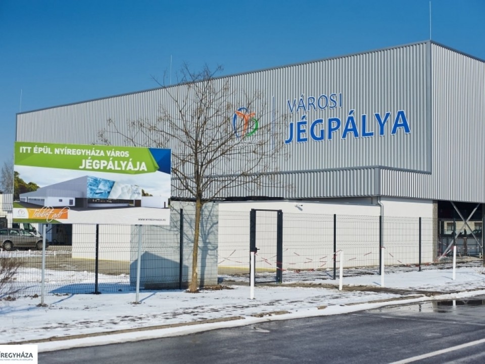 Hétfőn nyit a Jégpálya Nyíregyházán!!!