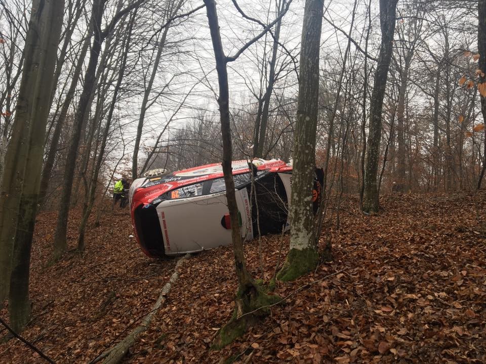 Van akinek a fák között ért véget a verseny a Nyíregyháza Rallyn