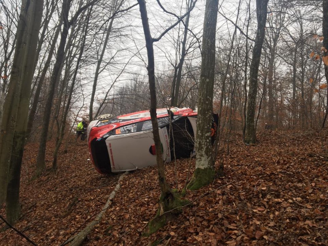 Van akinek a fák között ért véget a verseny a Nyíregyháza Rallyn