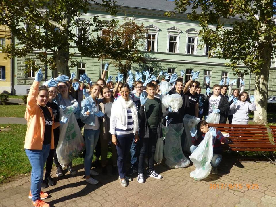 Önkénteskedtek a kölcseysek! Nézd meg a képeket!