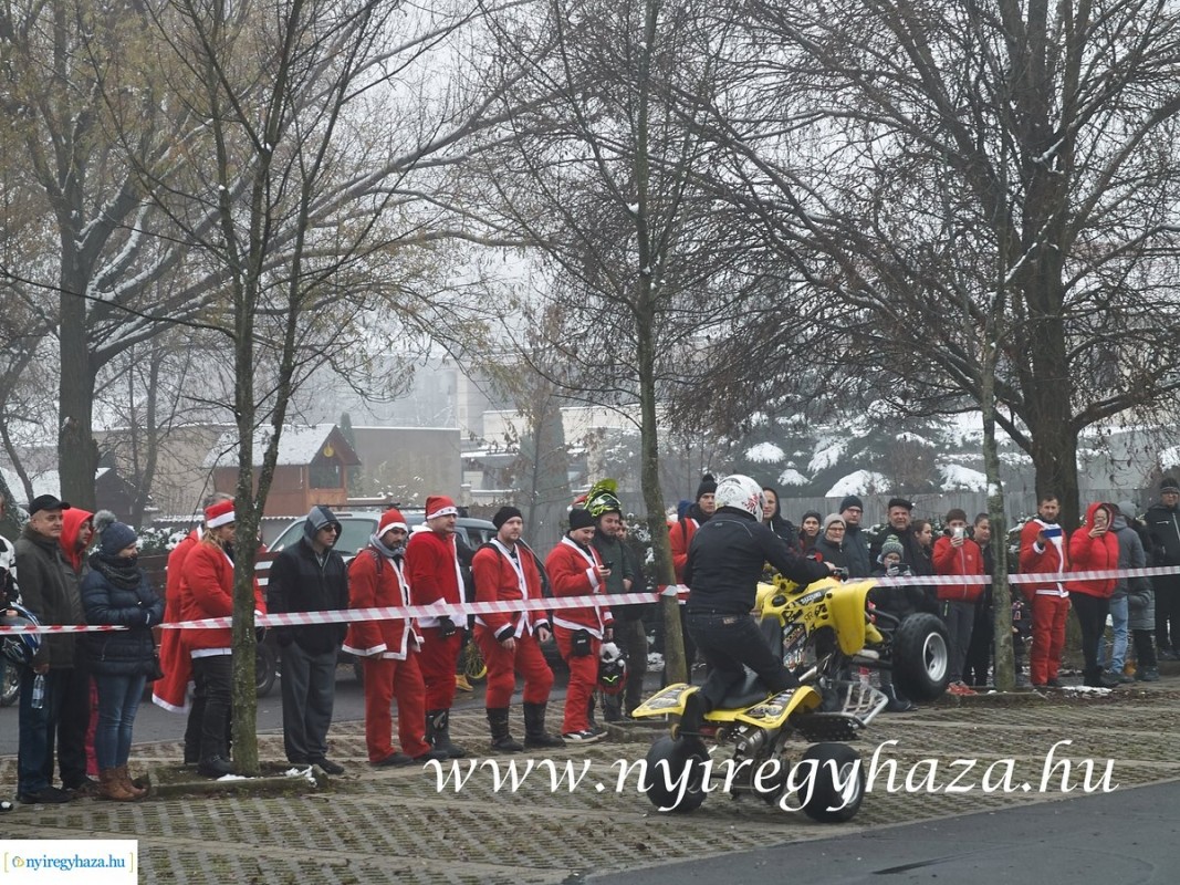 Motoros Mikulások lepték el Nyíregyházát - Ki találkozott velük?