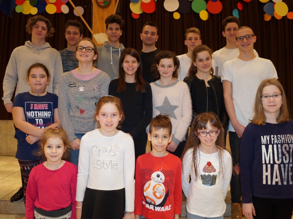 „Úsztak a sikerekben az Eötvös Gyakorlósok”