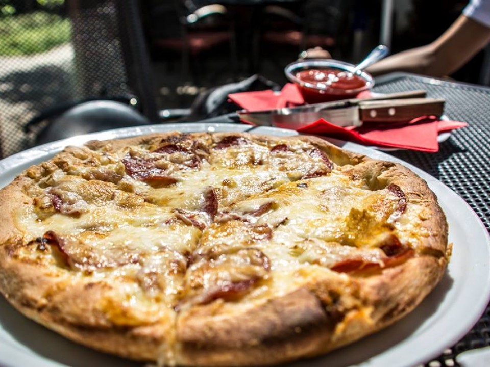 TOTAL PIZZA TESZTELVE