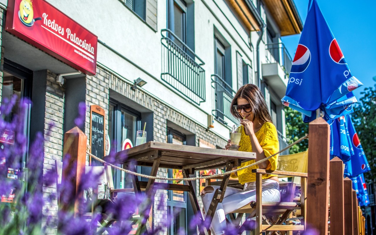 PALACSINTARAJONGÓKNAK KÖTELEZŐ!