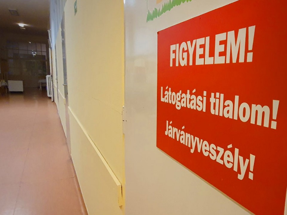 Országos látogatási tilalom lépett érvénybe! - Nyíregyházán is!
