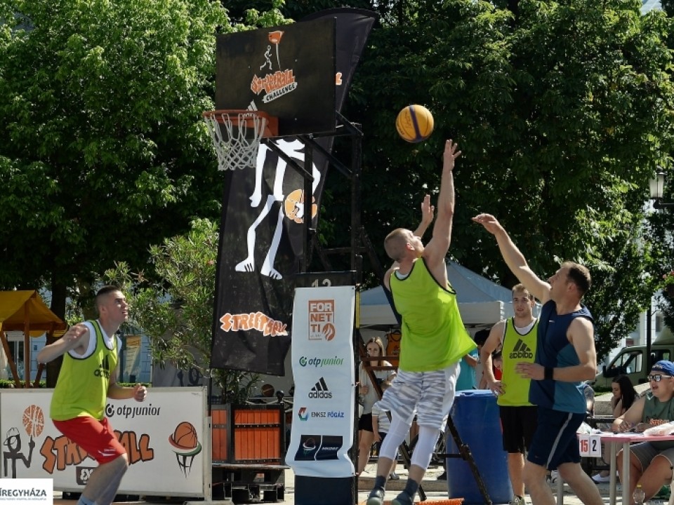 Streetball a Kossuth téren! Videó!