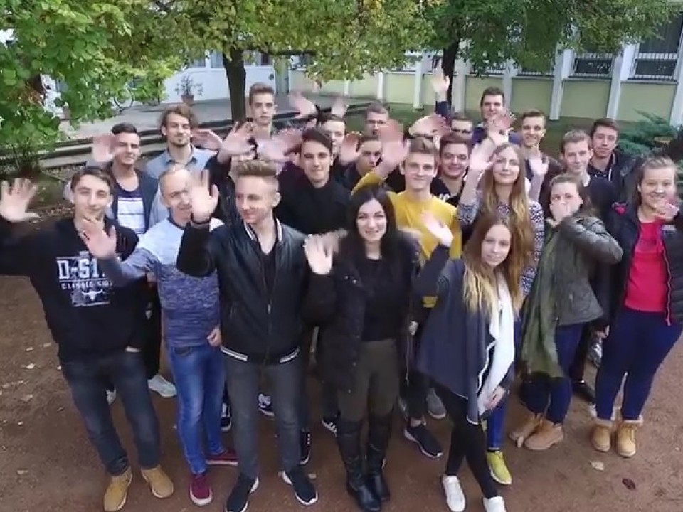 Széchenyi szalagavató 12.C és 12.D videóklip