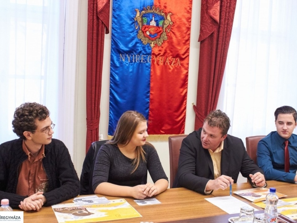 ÚJRA VÁROSI VERÉBAVATÓ