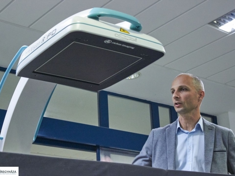 CSÚCSTECHNOLÓGIÁS ESZKÖZÖK AZ UROLÓGIÁN