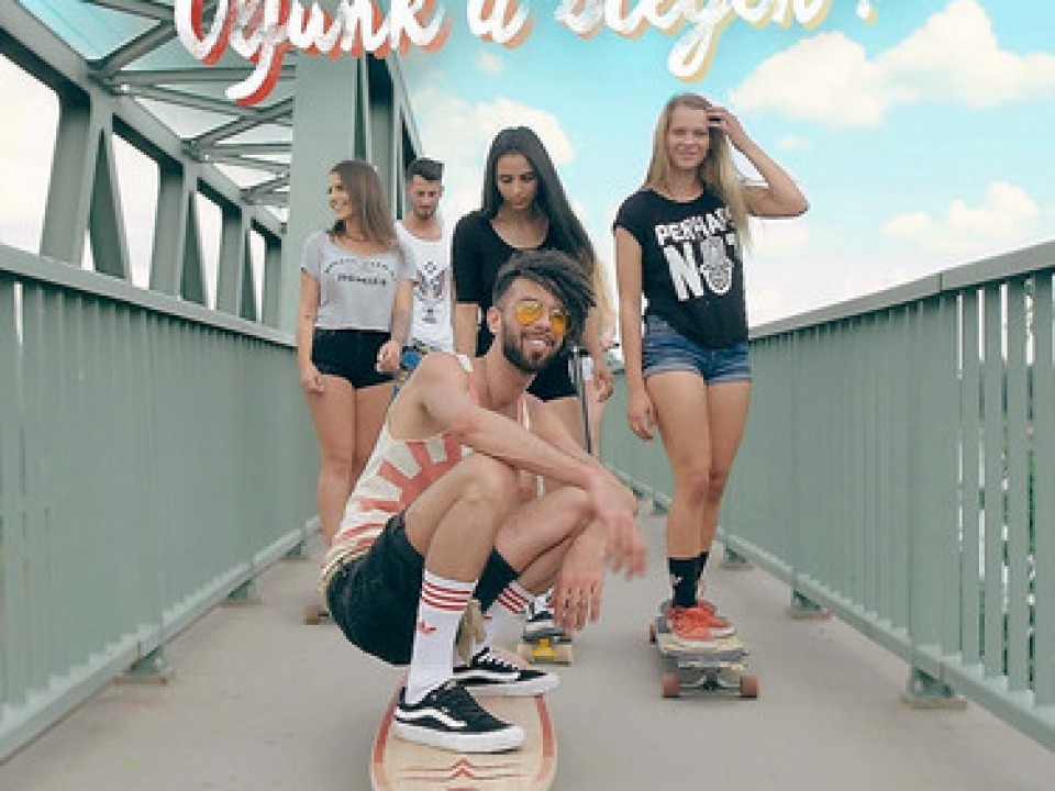Varga Viktor új klipje garantáltan nyári sláger lesz