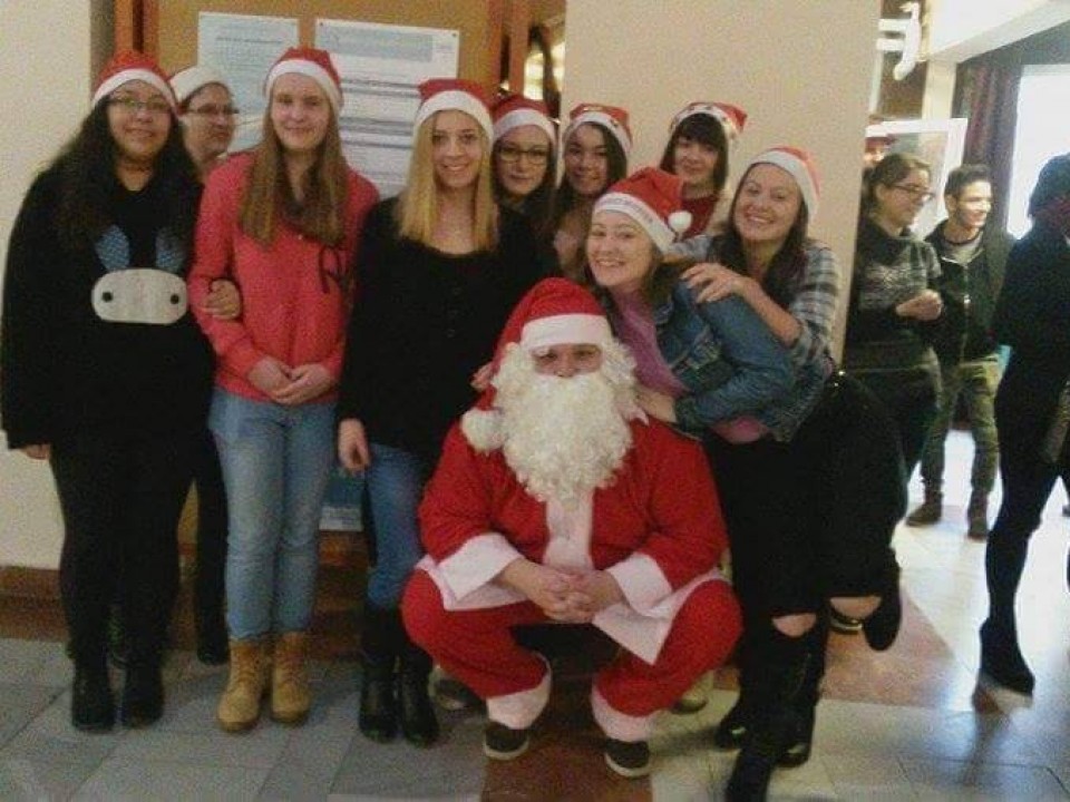 Mikulás járt a Zayban!Nézd meg a képeket!
