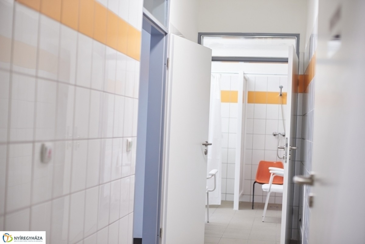 Megszépül a Sóstói úti kórház - Gőzerővel folyik a munka