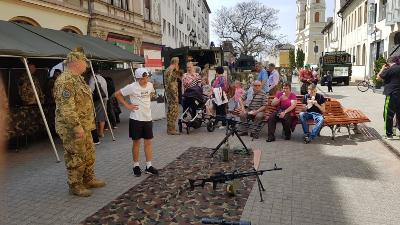 Még katona utcza is van a Helló Nyíregyházán!