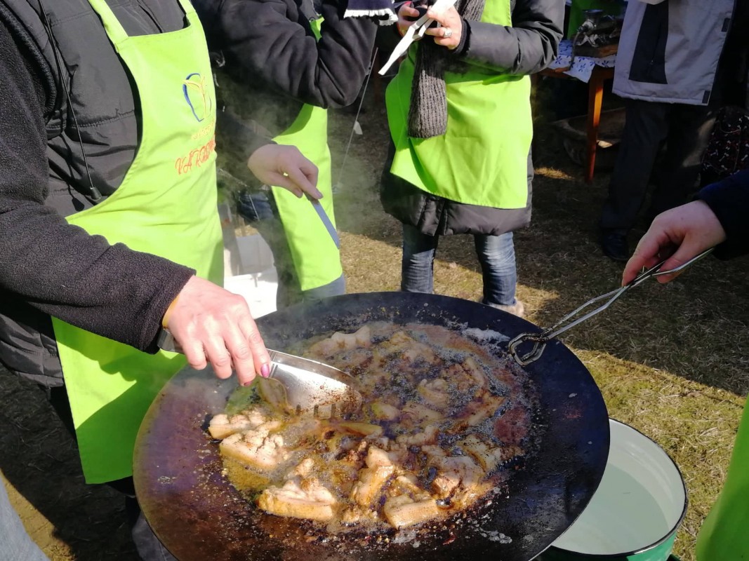 ÍNYCSIKLANDÓ ÉTELEKET KÉSZÍT A VÁROSHÁZI CSAPAT - NÁLUK IS ÉRDEMES KÓSTOLNI!