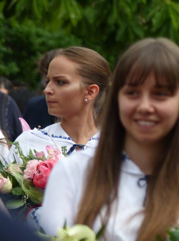 Elballagtak a Zrínyi végzősei - Az eső sem ronthatta el az ünnepi pillanatokat