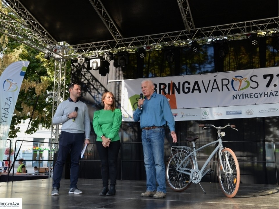 Bringaváros 7.1 – Több mint ezren szálltak biciklire hétvégén