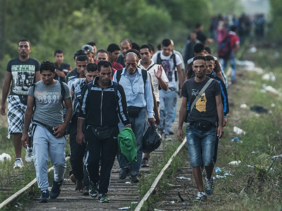 ÚJABB MIGRÁNSÁRADAT ÉRKEZHET