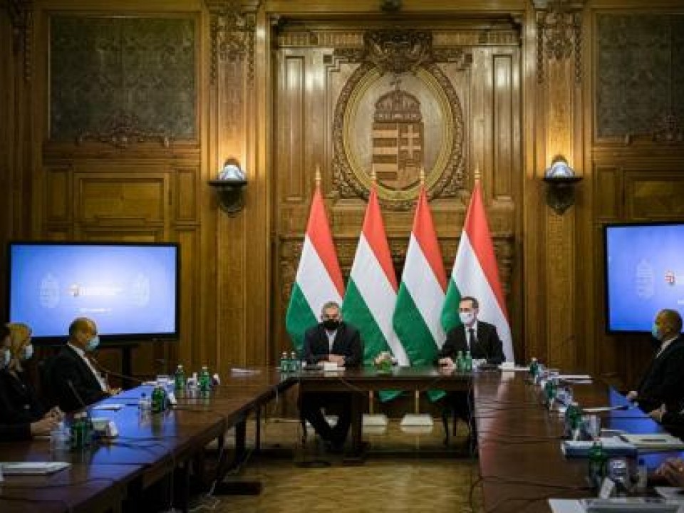 Hat hónappal meghosszabbítja a kormány a hitelmoratóriumot - Részletek itt!