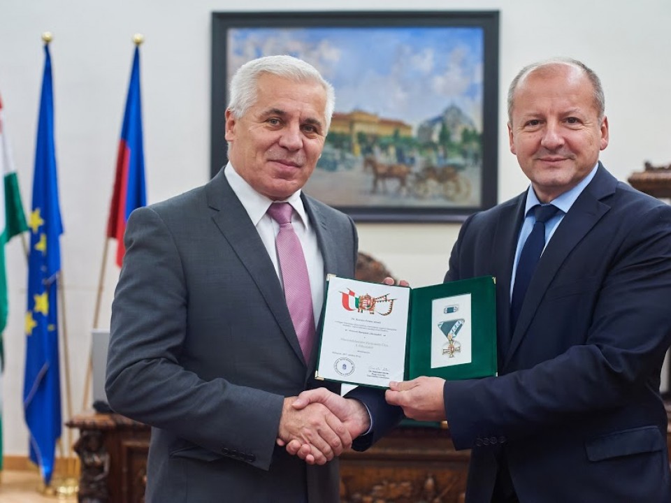 Kitüntették Nyíregyháza polgármesterét