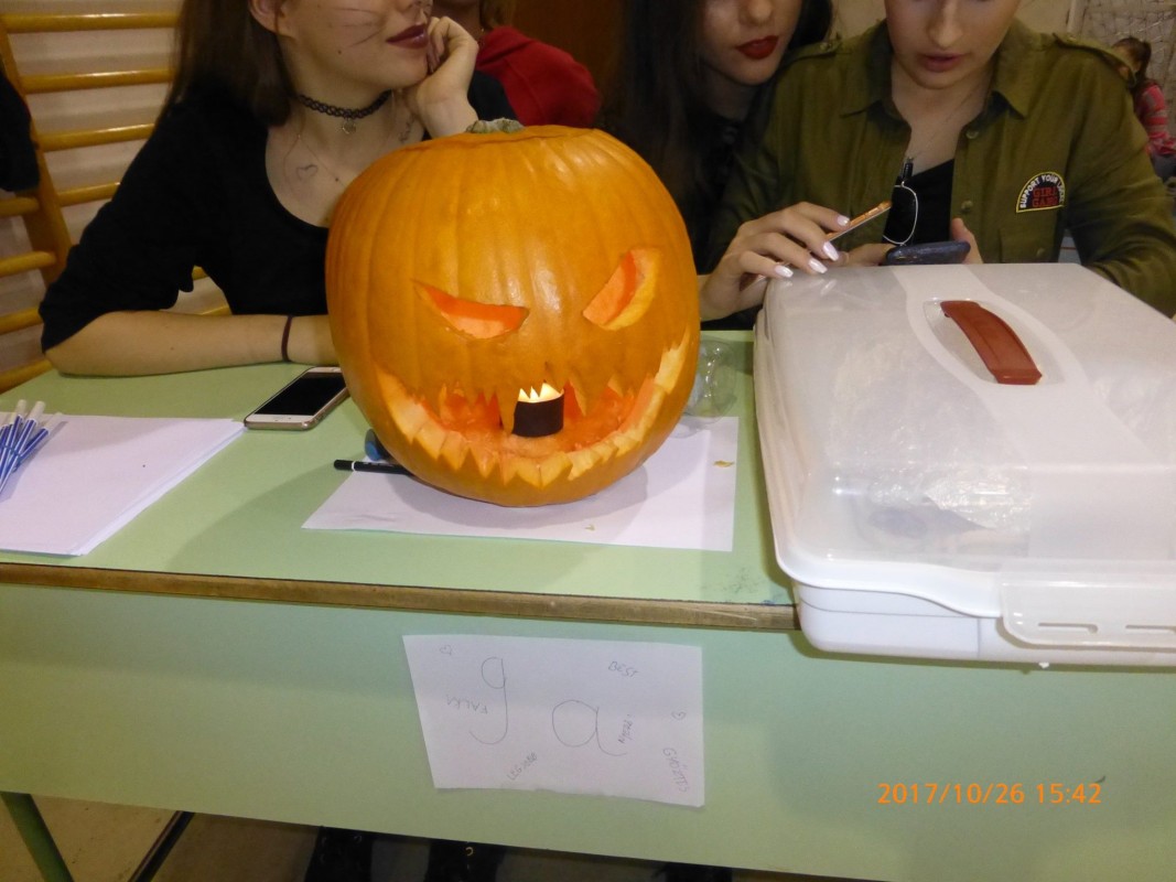 Fergeteges halloweeni hangulat a Kölcseyben