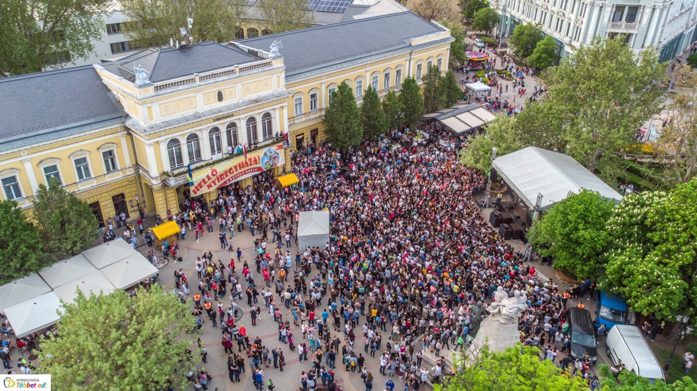 Több ezer fiatal tombolt együtt az USNK-val a Helló Nyíregyháza! rendezvényen