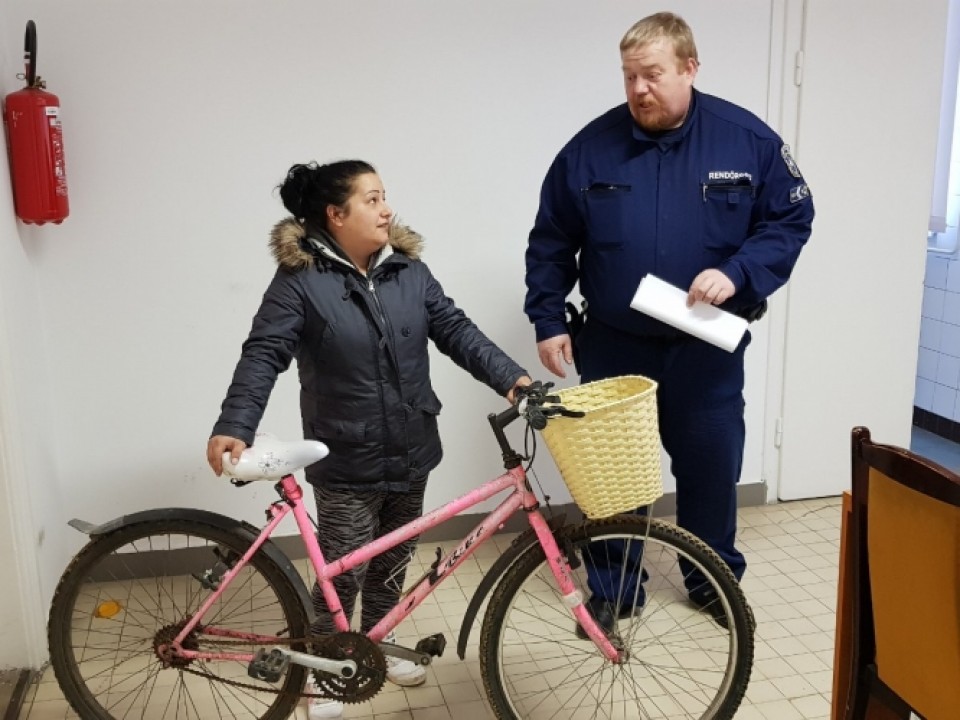 Nem akart gyalogolni, ezért lopott egy biciklit