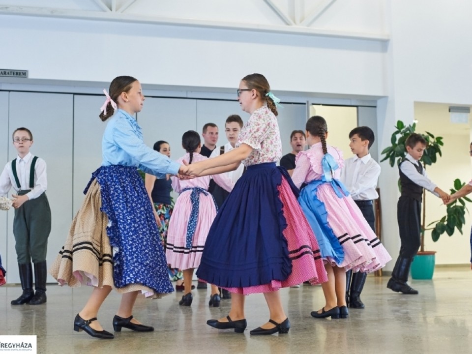 Pulyabál volt a Váci Mihály Kulturális Központban