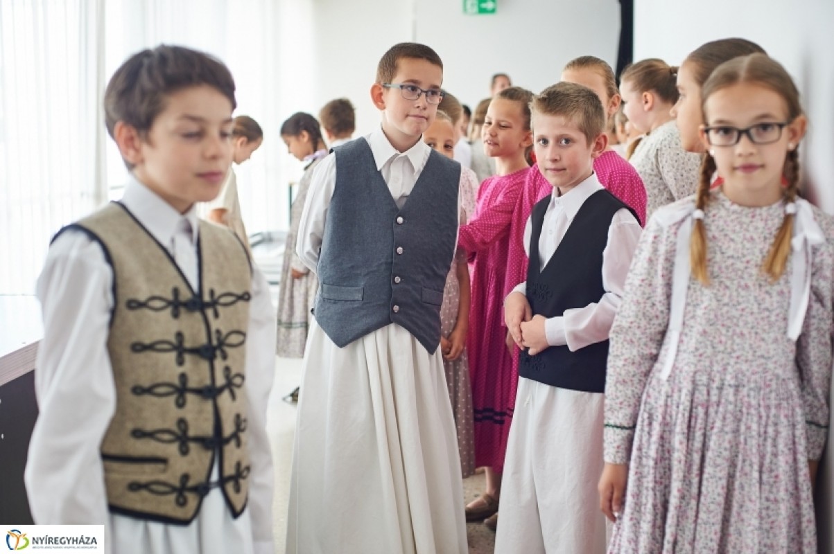 Pulyabál volt a Váci Mihály Kulturális Központban