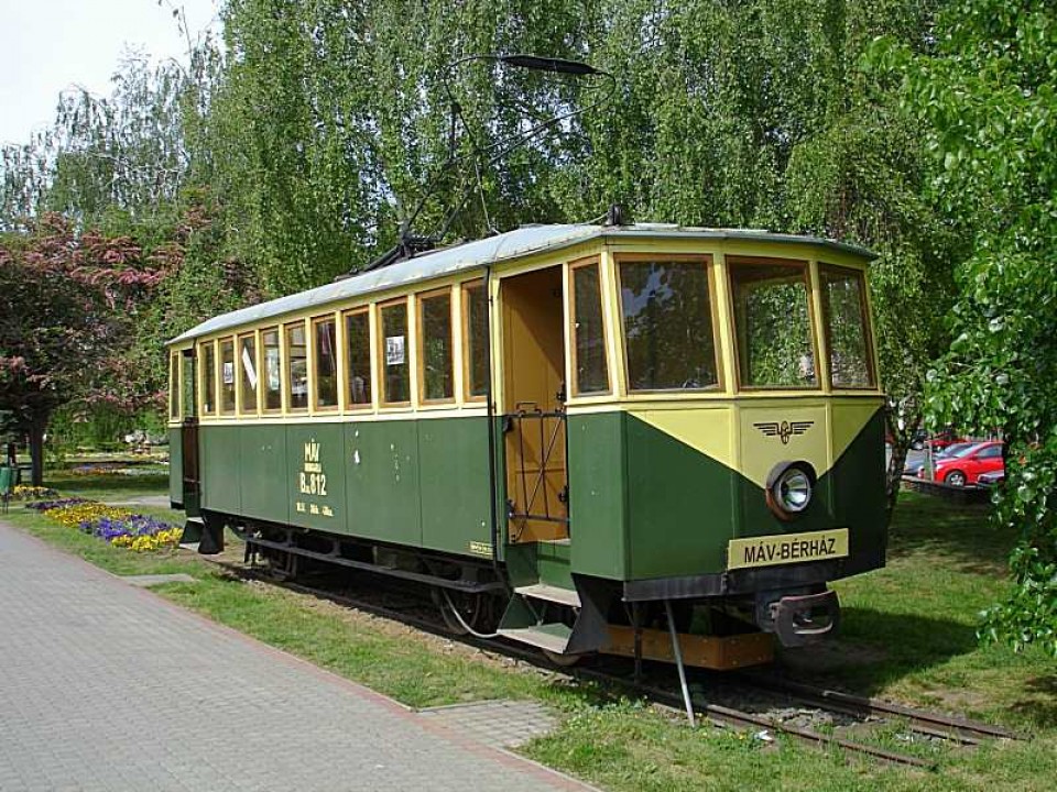 Vár a nyíregyházi villamos
