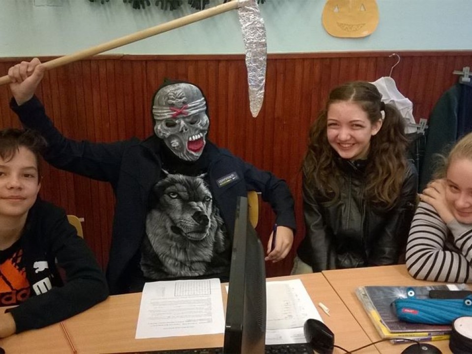 Halloween party az Aranyban