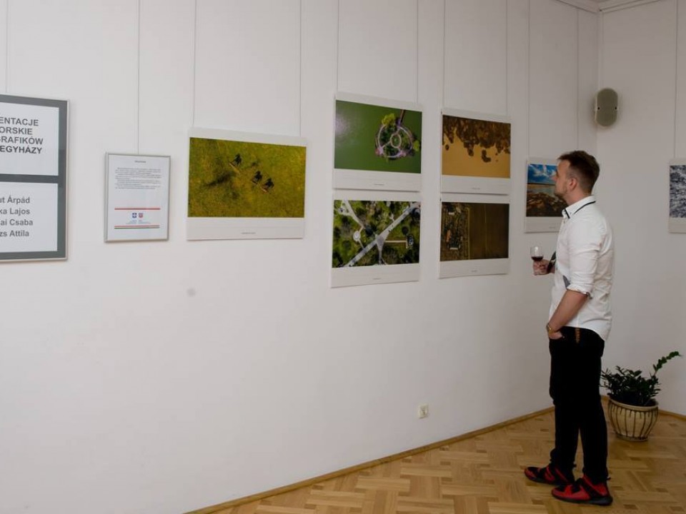 A SIKER FELÉ VEZETŐ ÚTON