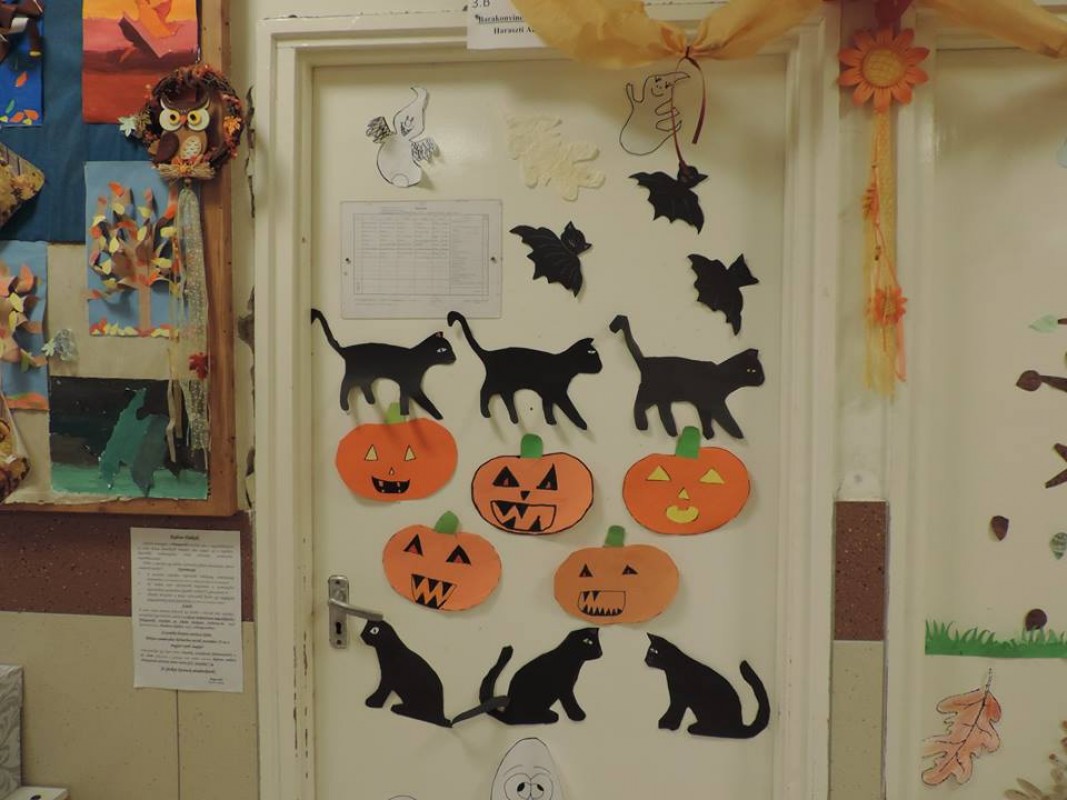 Halloweeni dekorációk az Aranyban