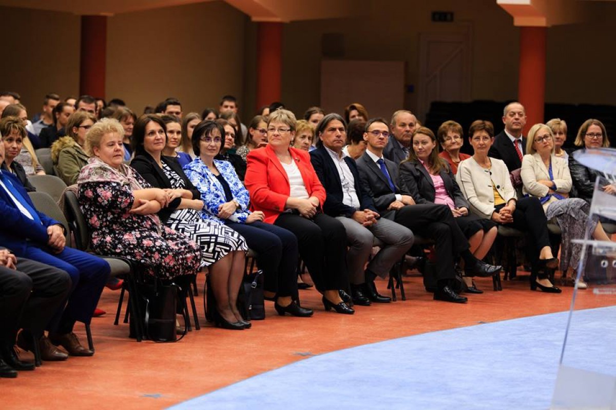 Szalagavató a Bethlenben