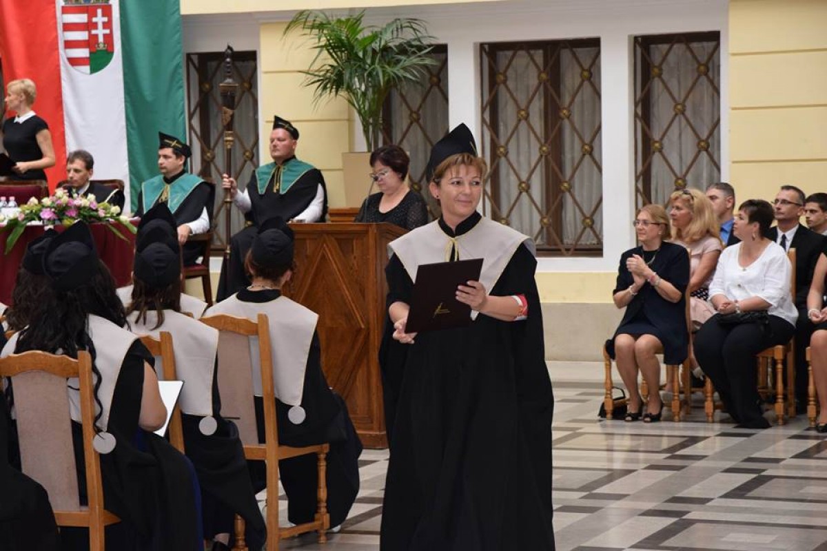 Diplomaosztó a Debreceni Egyetem Egészségügyi Karán