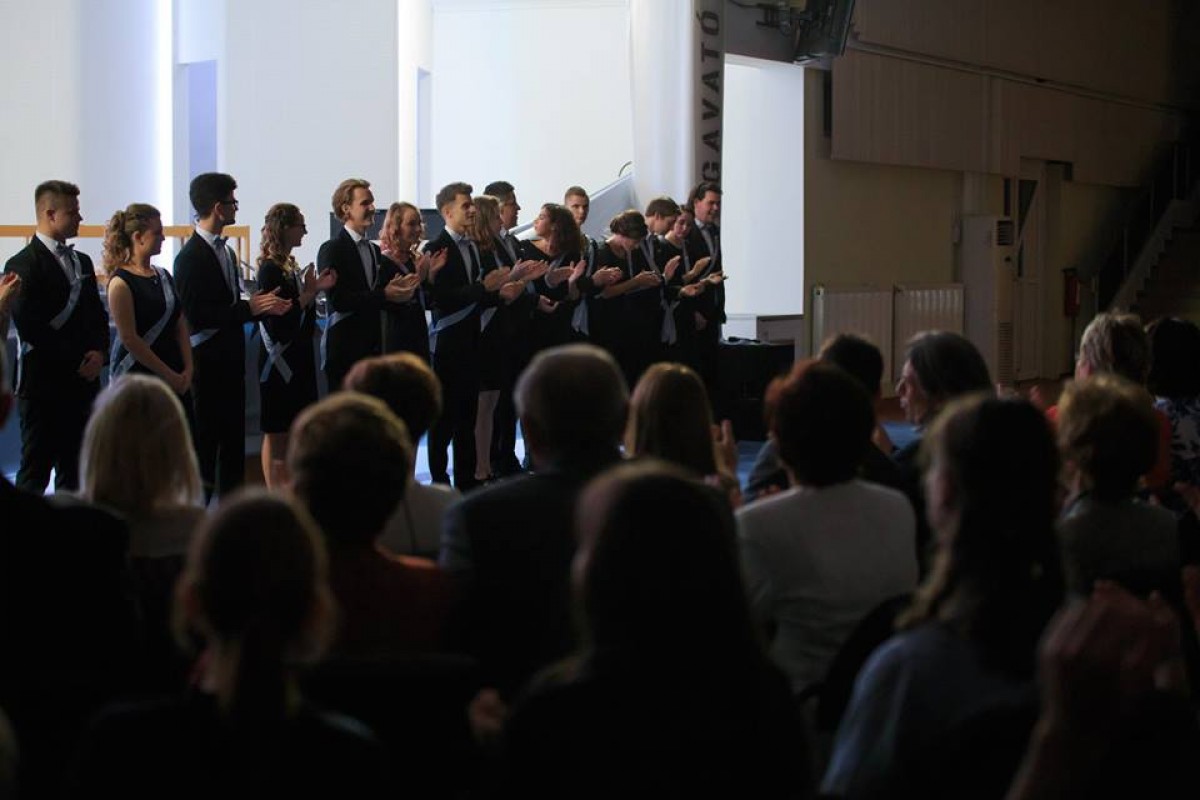 Szalagavató a Bethlenben