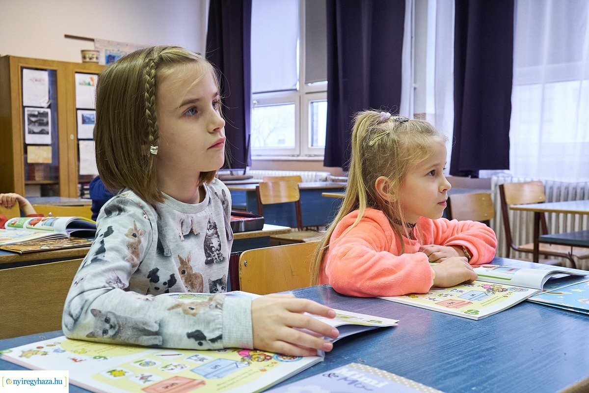 Hazánkban először az Apáczaiban lesz francia kéttannyelvű osztály