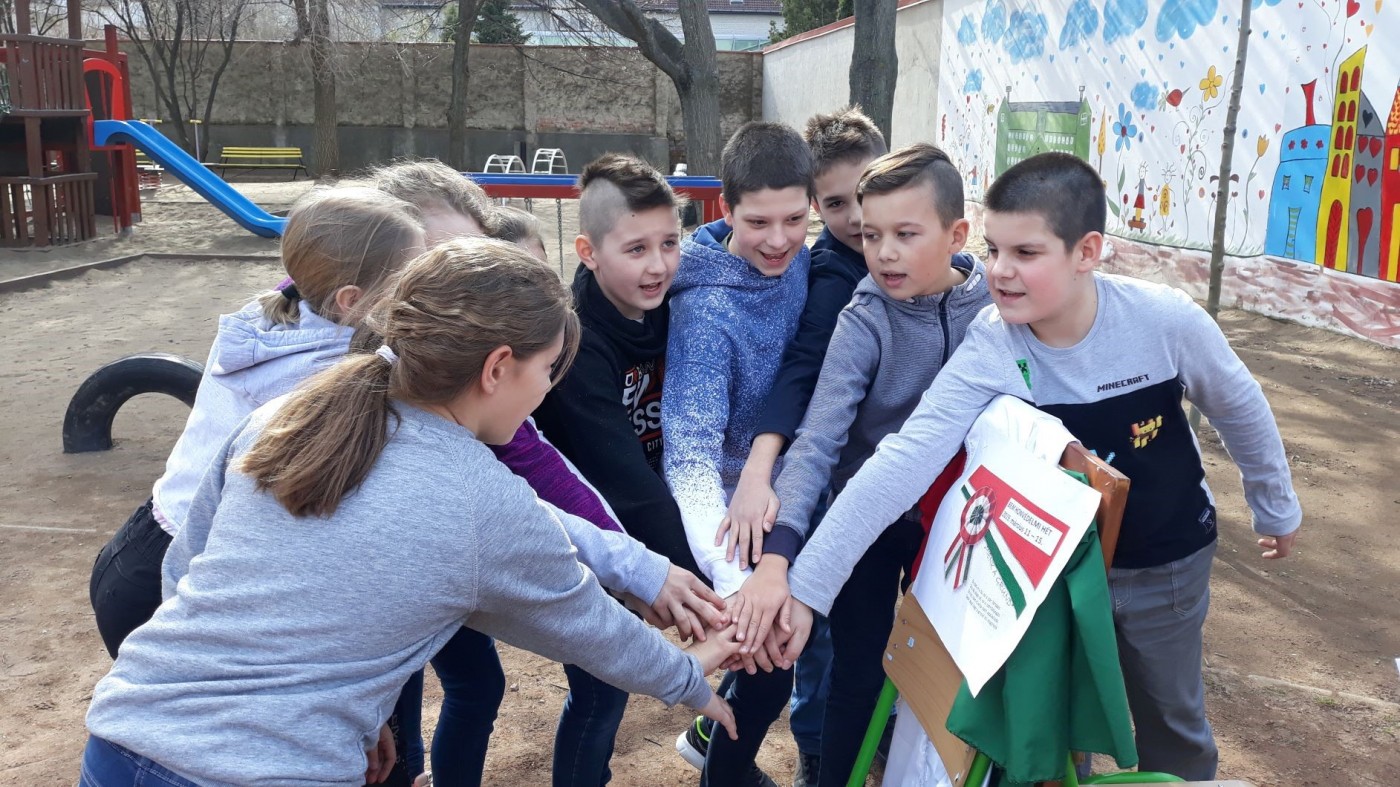  "Hősökről – hősöknek",  címmel honvédelmi hetet szerveztek a Bemben