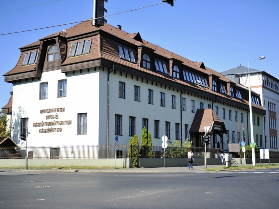 PÓTFELVÉTELI AZ EGÉSZSÉGÜGYI KARON IS