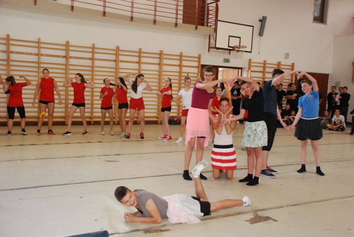 Verébavató a Kölcseyben
