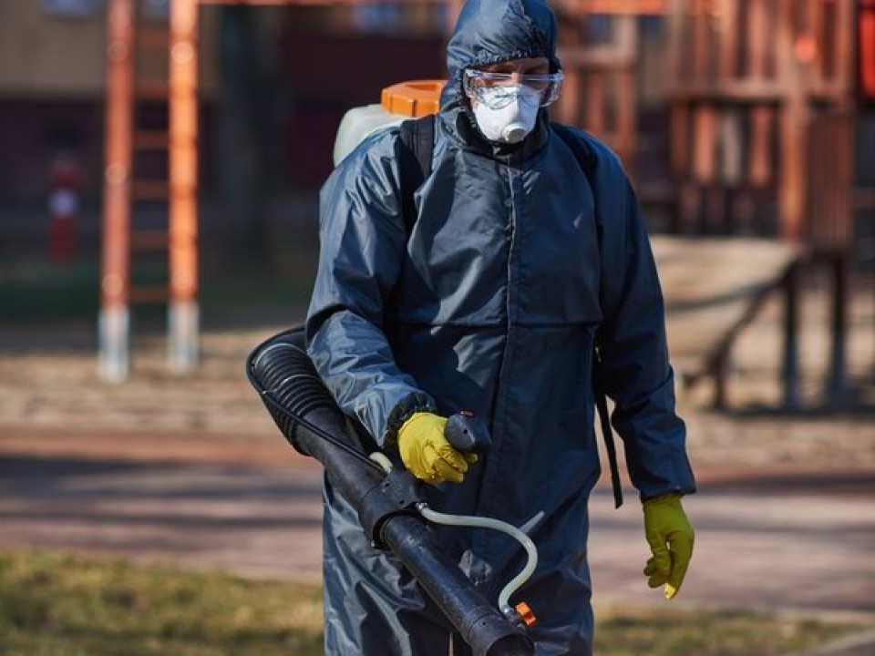 Fertőtlenítik a játszótereket a város minden részén
