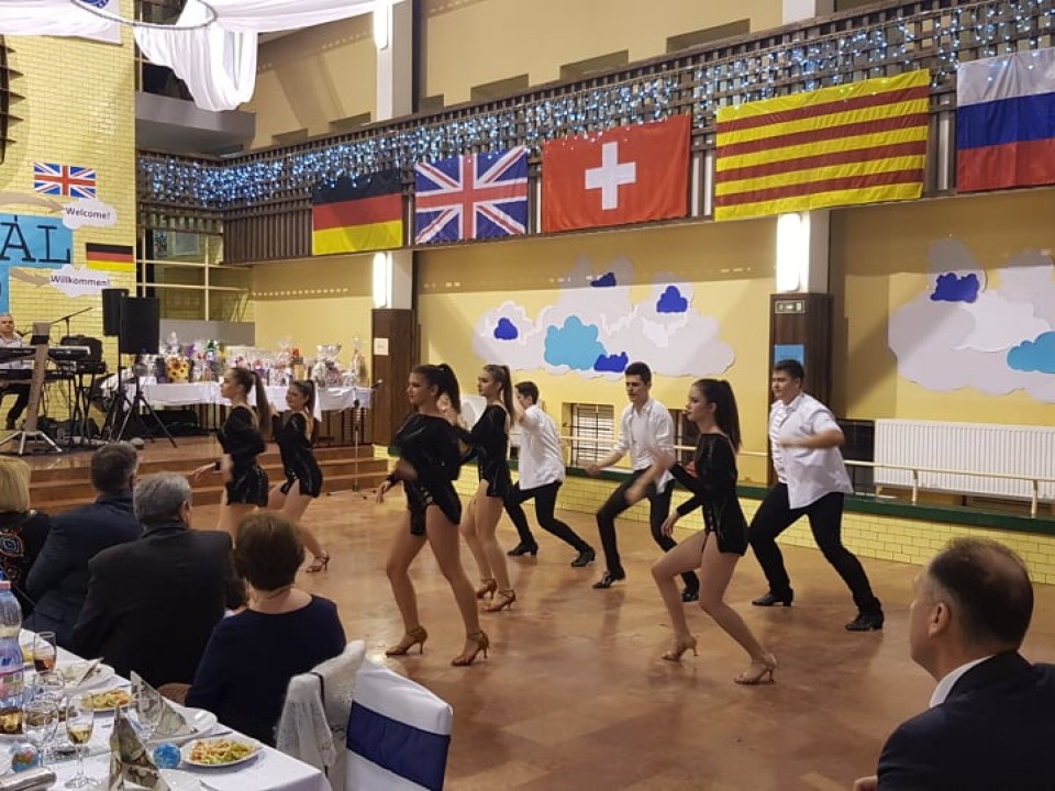 Idén is fergeteges hangulatban telt a Vasvári Pál Gimnázium jótékonysági bálja