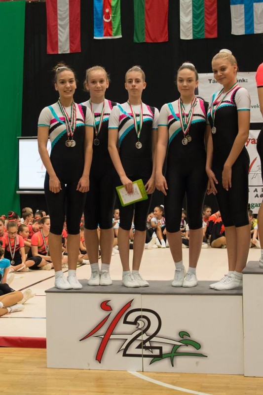 8 éremmel tért haza a Flexi-Team