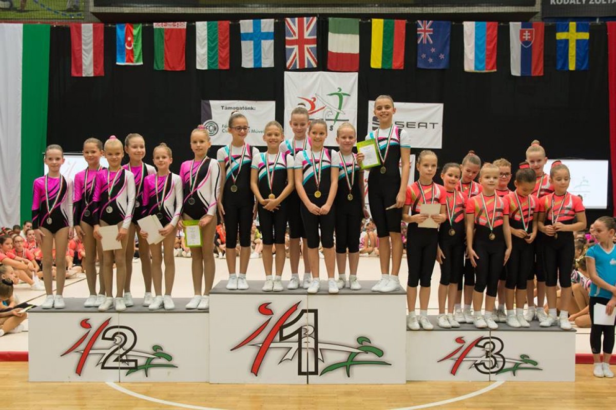 8 éremmel tért haza a Flexi-Team