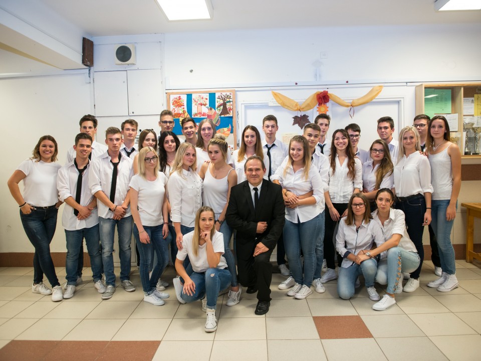 Szalagavató az Aranyban II.