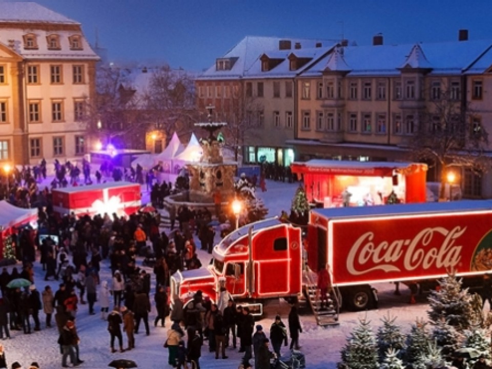 NYÍREGYHÁZÁRA IS ELLÁTOGAT A COCA-COLA KARAVÁNJA
