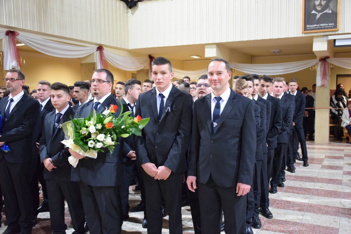 Szalagavató a Wesselényiben