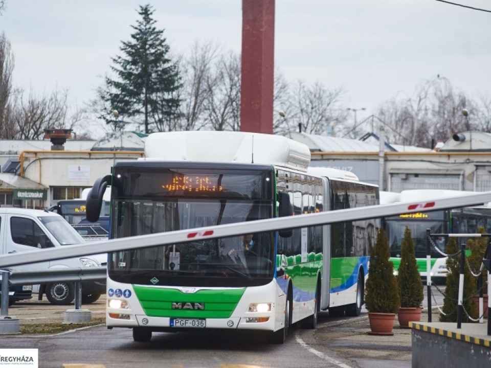 Forgalomban az új buszok