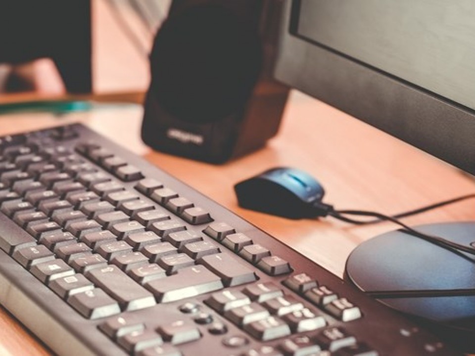 Mikor indulhatnak az online nyelvvizsgák?