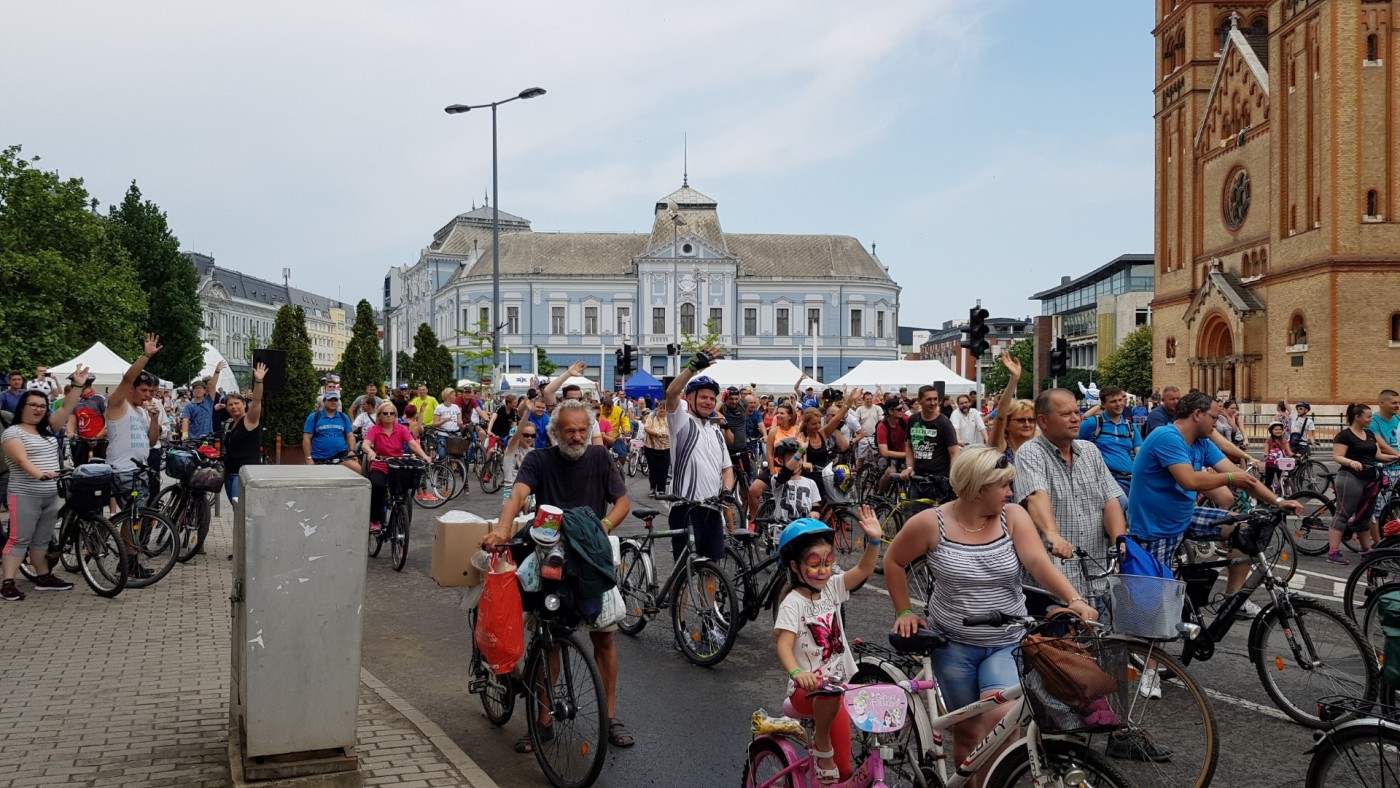 Több százan kerekeztek Sóstóra! Fotókkal és videókkal!